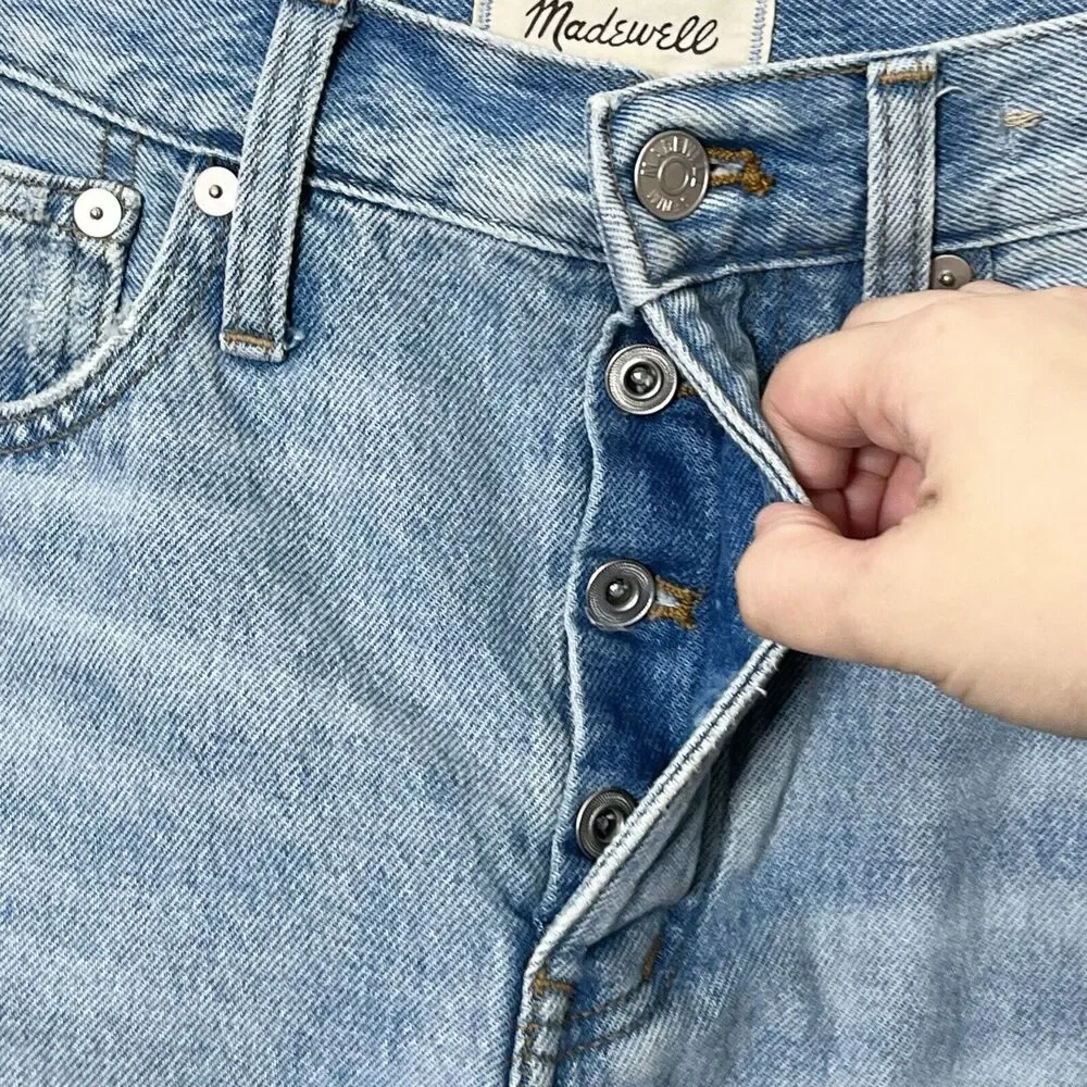 Madewell Denim Shorts Selton Wash Distressed Raw Hem Size 24